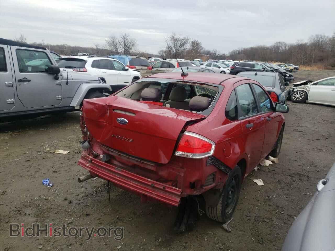 2011 FORD FOCUS - VIN: 1FAHP3EN5BW193823 - Фото 4