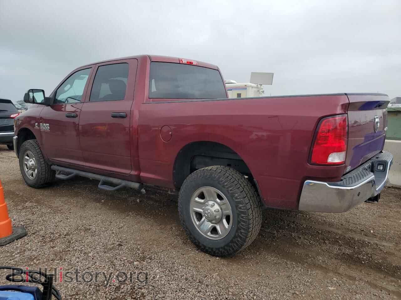 2018 RAM All Models - VIN: 3C6UR5CL1JG366449 - Фото 2