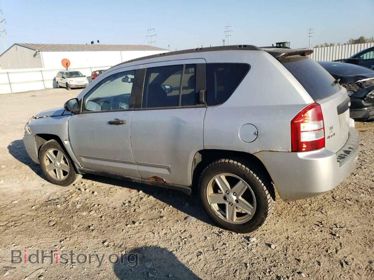 2009 JEEP COMPASS - VIN: 1J4FF47B79D177491 - Photo 2