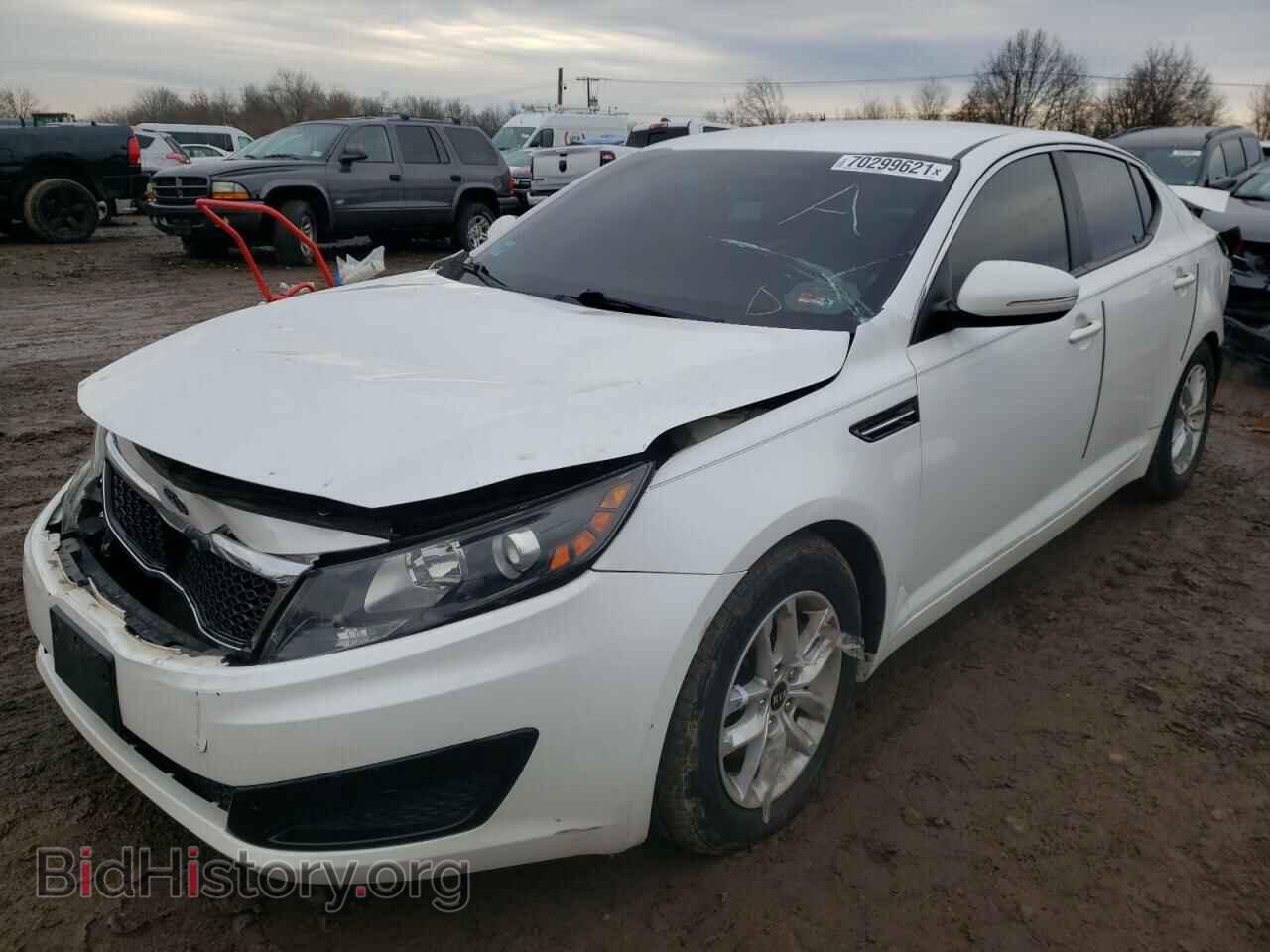 2011 KIA OPTIMA - VIN: KNAGM4A79B5061307 - Фото 2