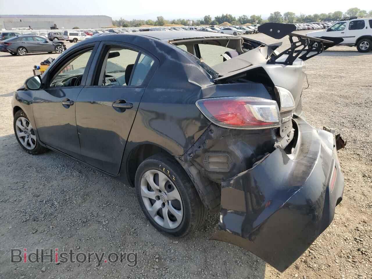 2011 MAZDA 3 - VIN: JM1BL1UG9B1470232 - Photo 2