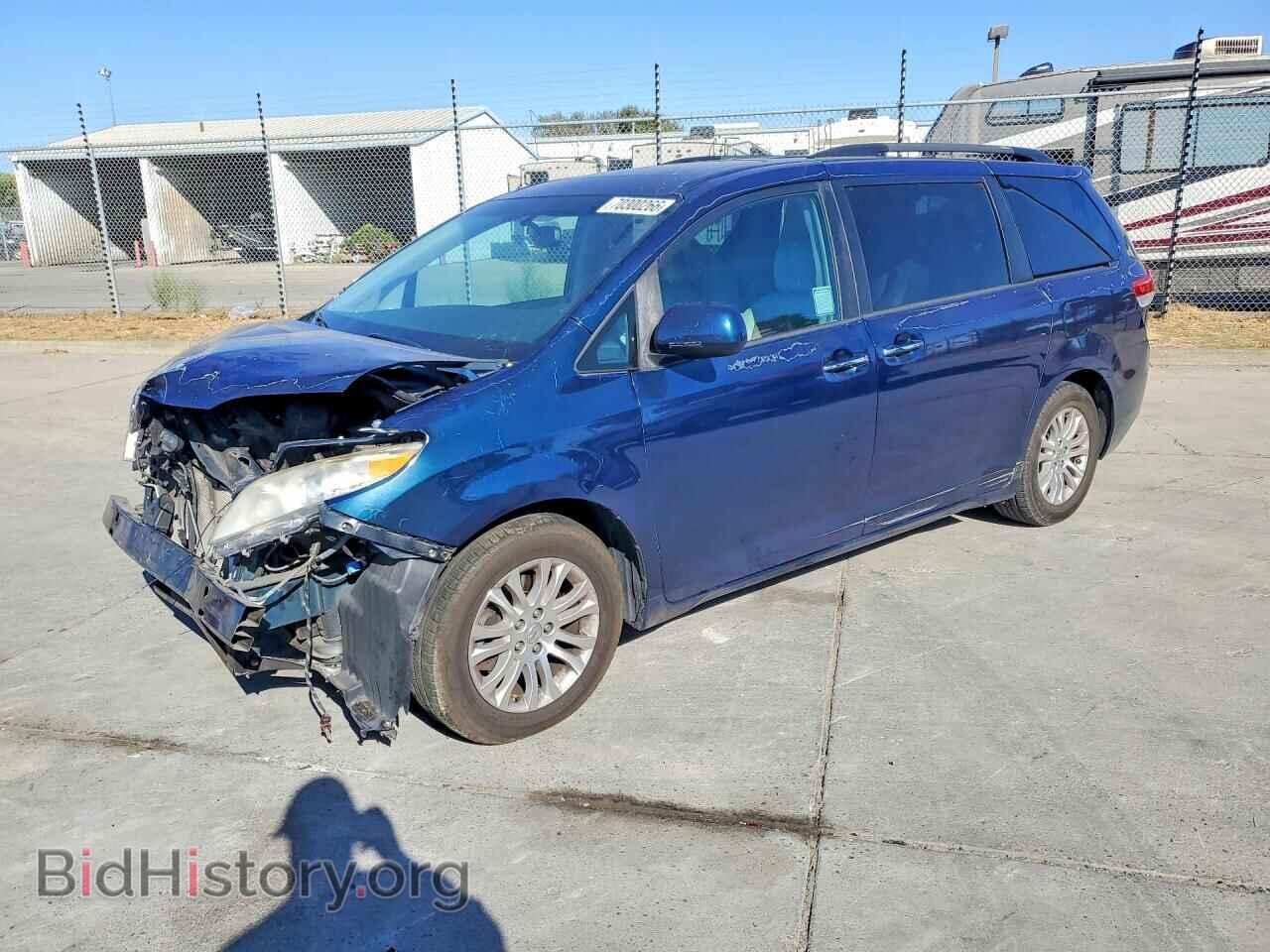 Photo 5TDYK3DC2CS225914 - TOYOTA SIENNA 2012