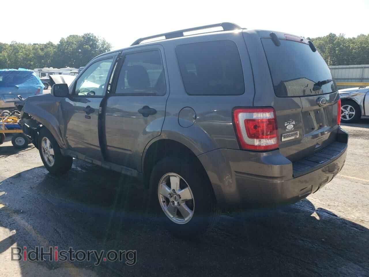 2011 FORD ESCAPE - VIN: 1FMCU0D73BKC03699 - Фото 2