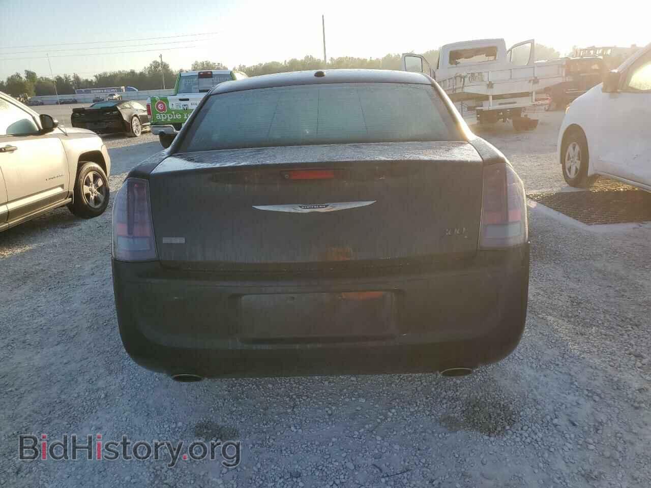 2013 CHRYSLER 300 - VIN: 2C3CCADT4DH682840 - Фото 6