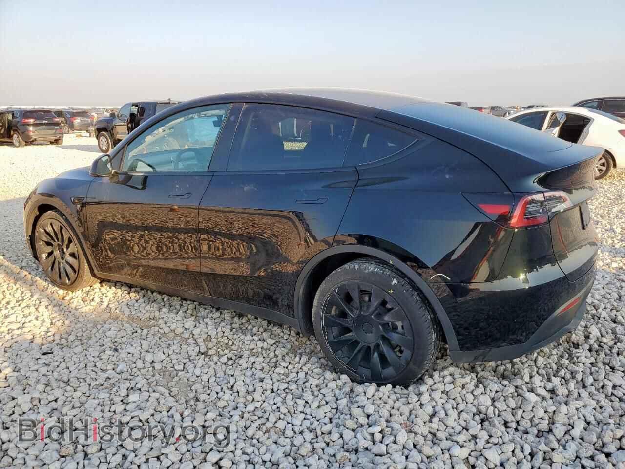2023 TESLA MODEL Y - VIN: 7SAYGDEE3PA106951 - Photo 2