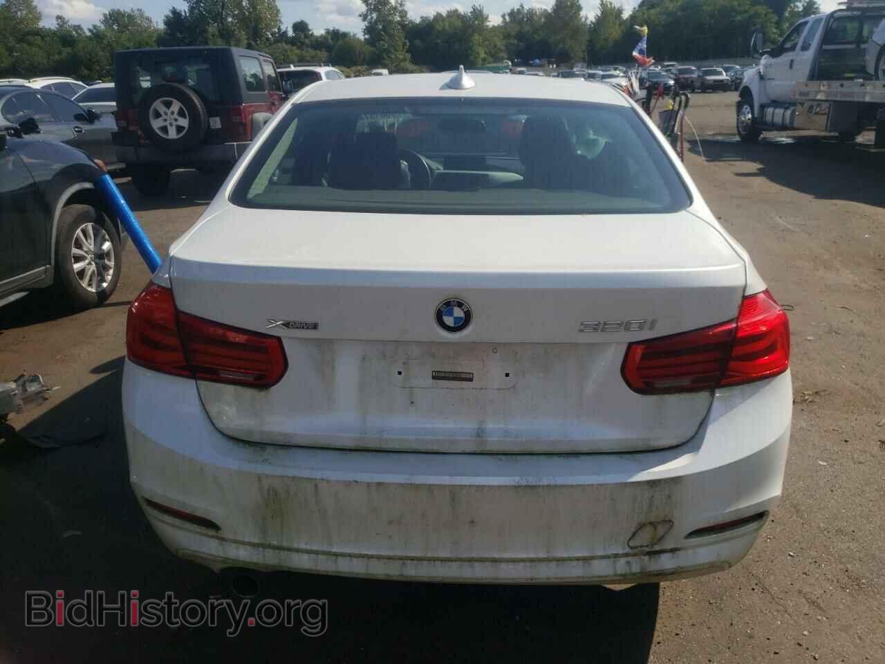 2016 BMW 3 SERIES - VIN: WBA8E5G54GNU19109 - Фото 6