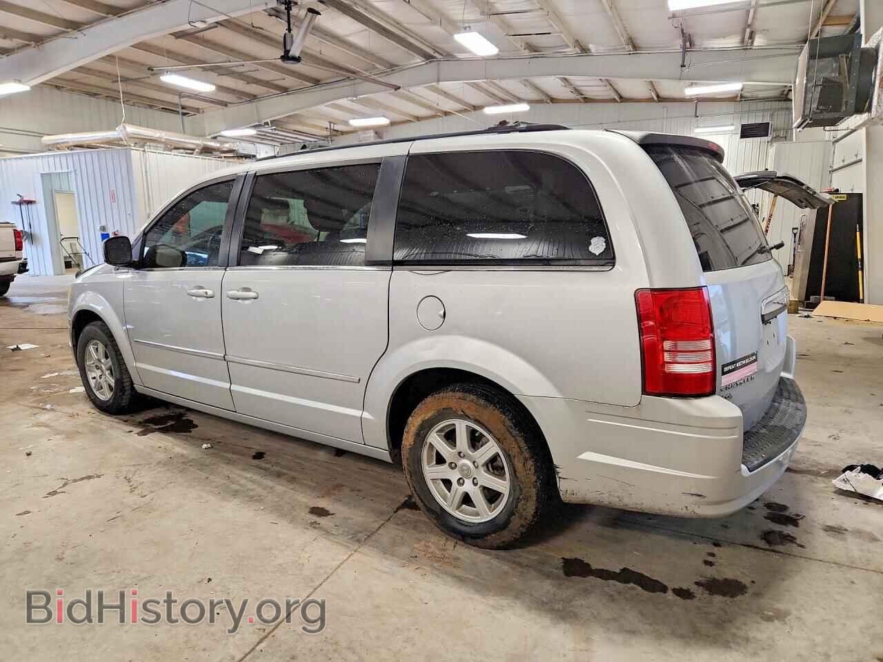 2010 CHRYSLER MINIVAN - VIN: 2A4RR5DX7AR137746 - Photo 2