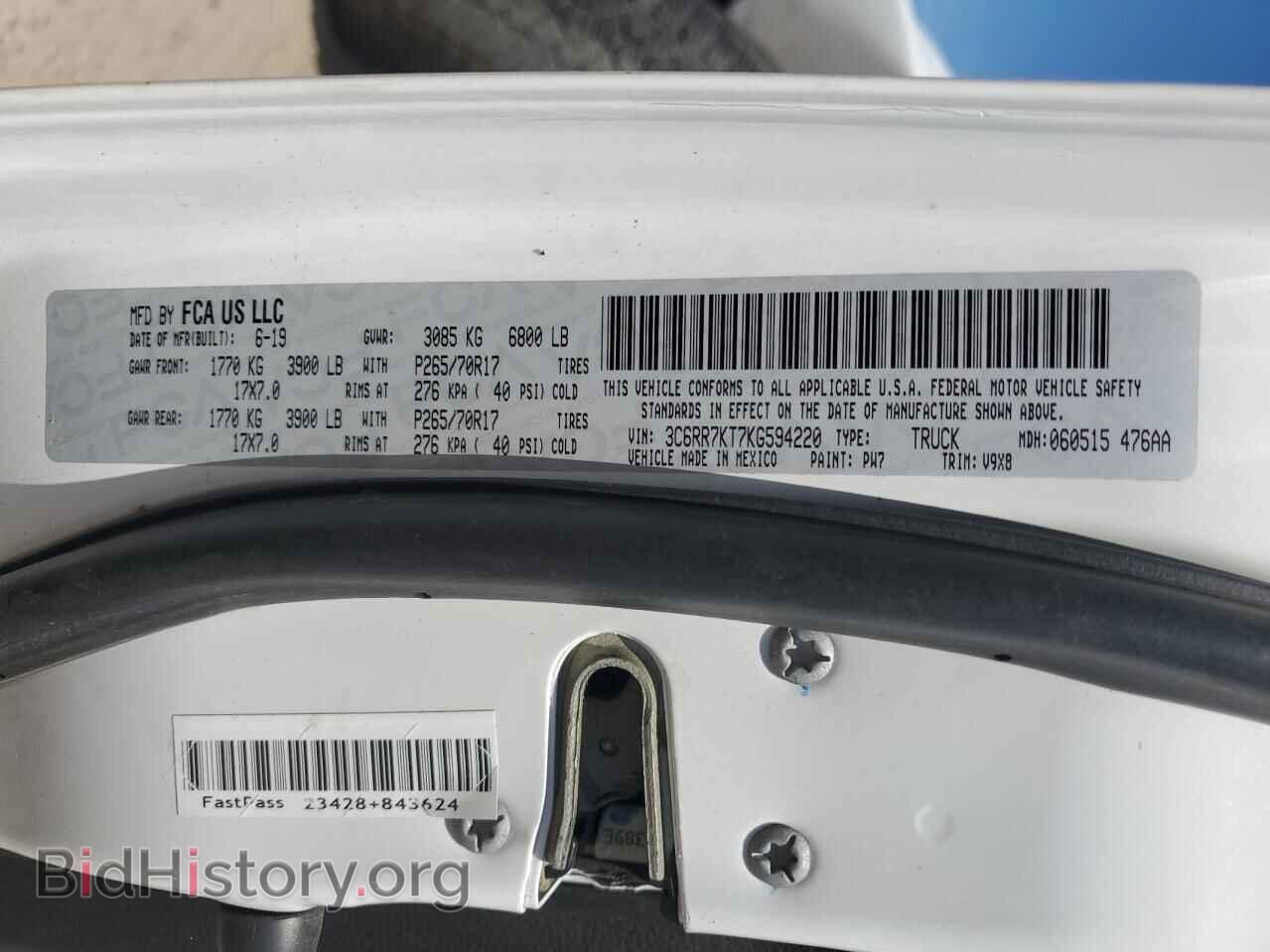 2019 RAM 1500 - VIN: 3C6RR7KT7KG594220 - Фото 13