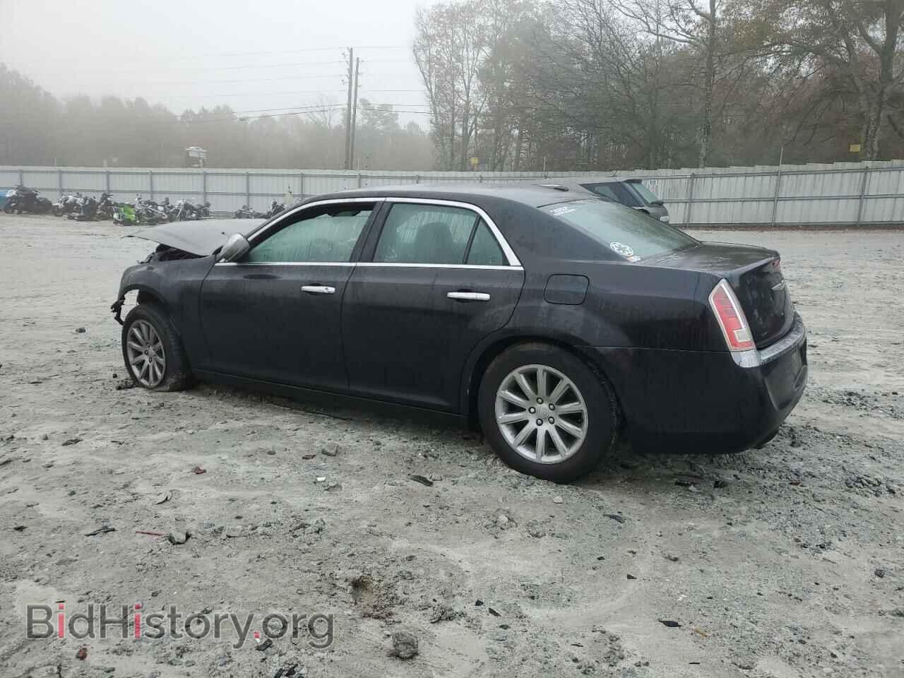 2011 CHRYSLER 300 - VIN: 2C3CA6CT7BH522906 - Фото 2