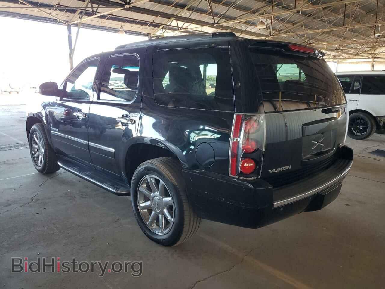 2013 GMC YUKON - VIN: 1GKS1EEF0DR213407 - Фото 2