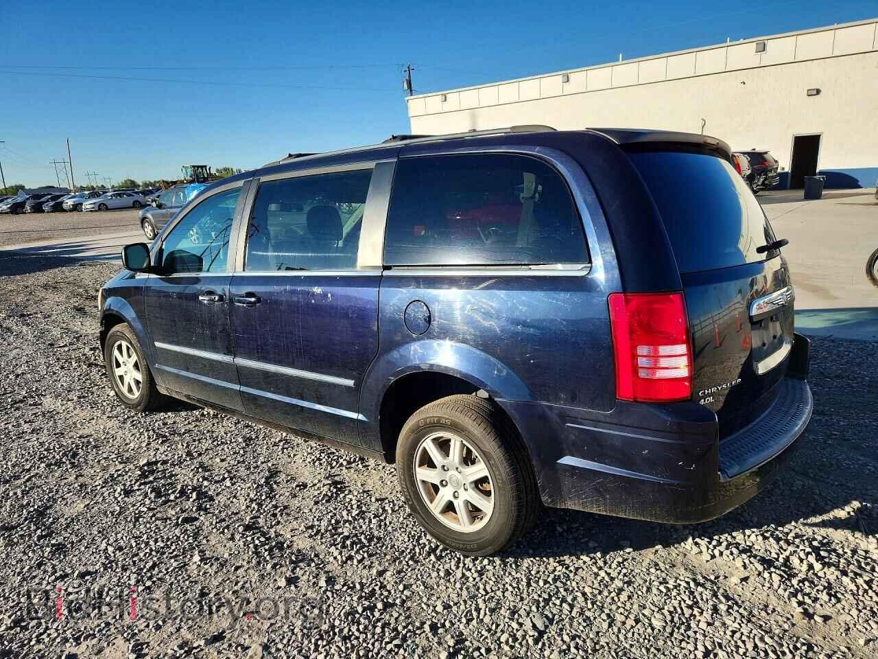 2010 CHRYSLER MINIVAN - VIN: 2A4RR5DX1AR141565 - Photo 2