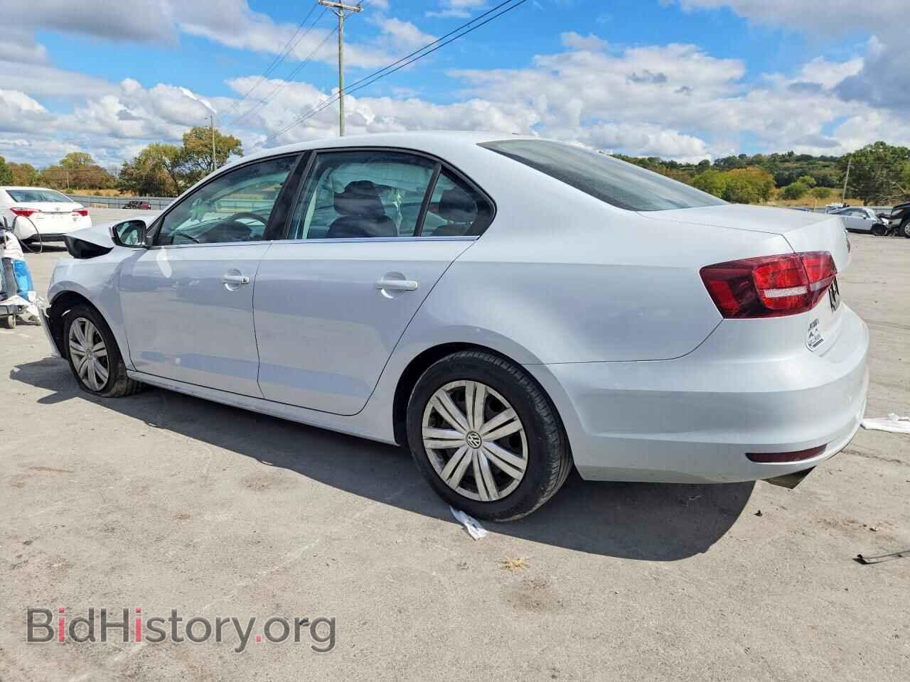 2017 VOLKSWAGEN JETTA - VIN: 3VW2B7AJ9HM231424 - Photo 2