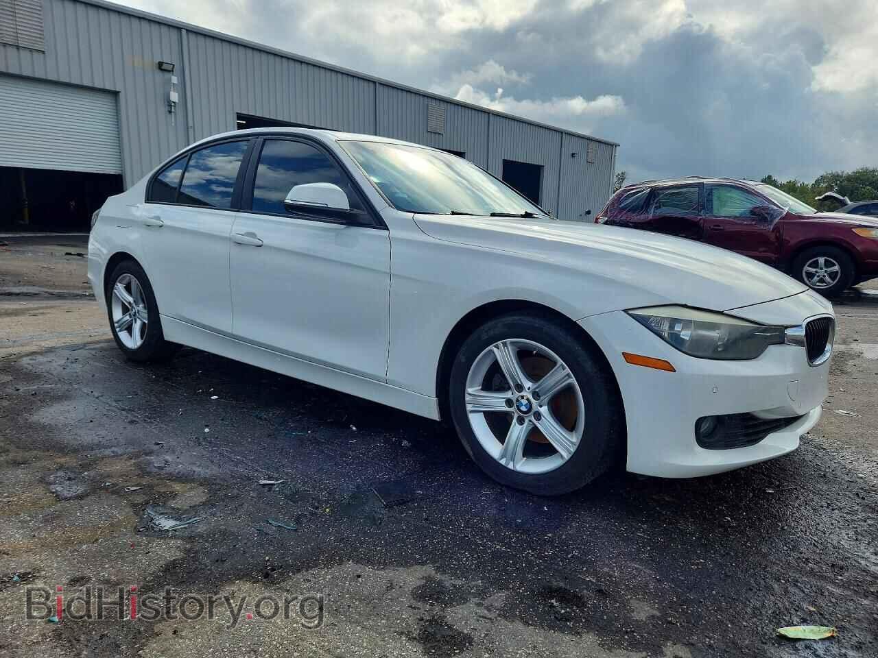 2013 BMW 3 SERIES - VIN: WBA3A5C51DF359811 - Фото 4