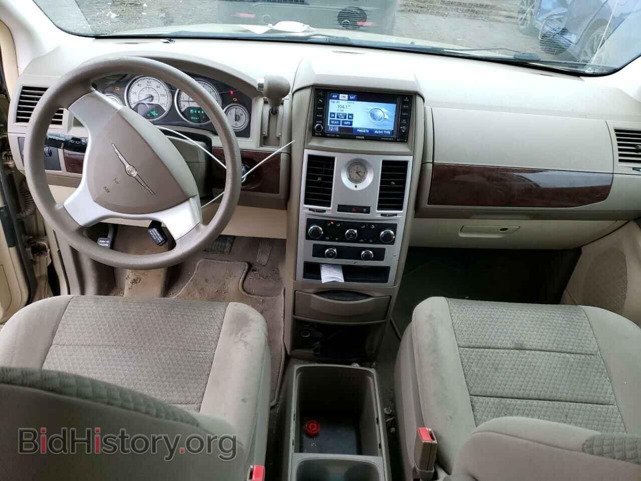 2010 CHRYSLER MINIVAN - VIN: 2A4RR2D19AR338378 - Фото 8