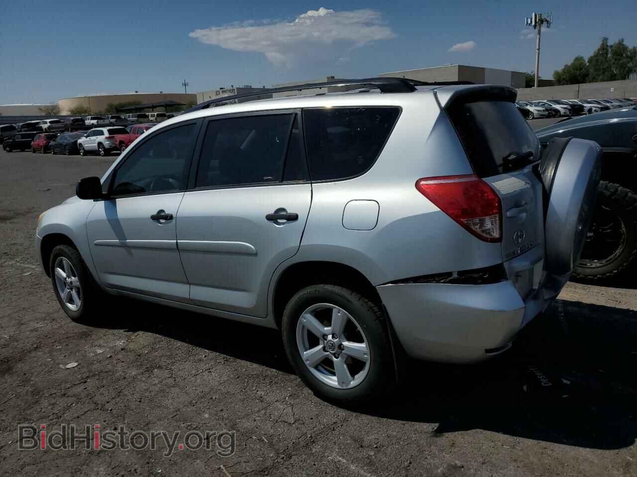 2008 TOYOTA RAV4 - VIN: JTMBD33V185195255 - Фото 2
