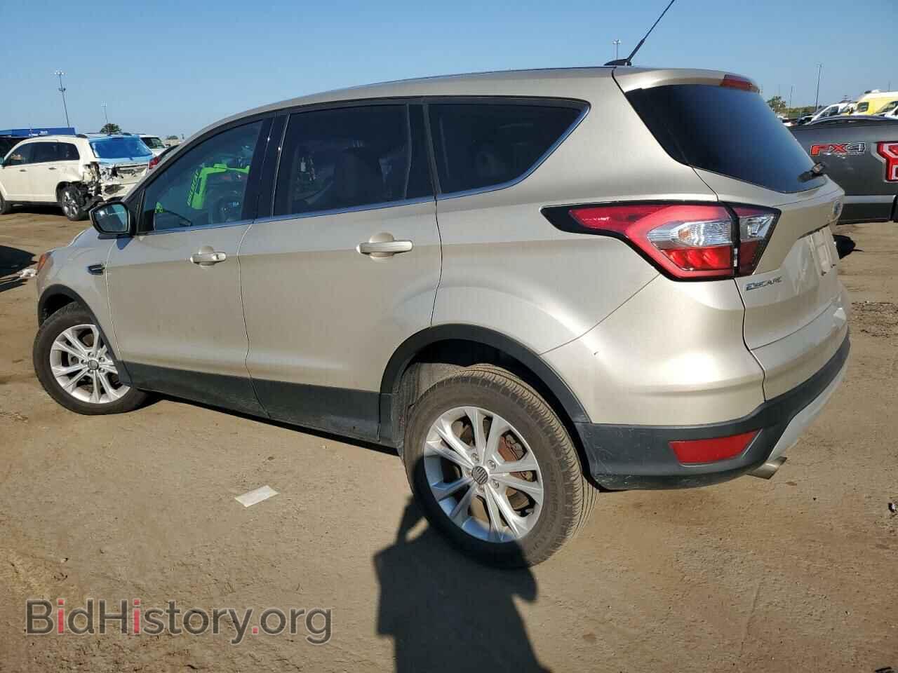 2017 FORD ESCAPE - VIN: 1FMCU0GD2HUC48258 - Фото 2
