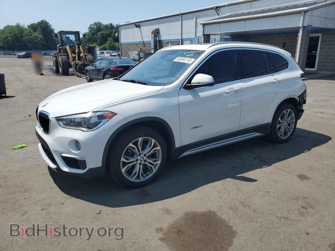 Фотография WBXHT3C36H5F84703 - BMW X1 2017