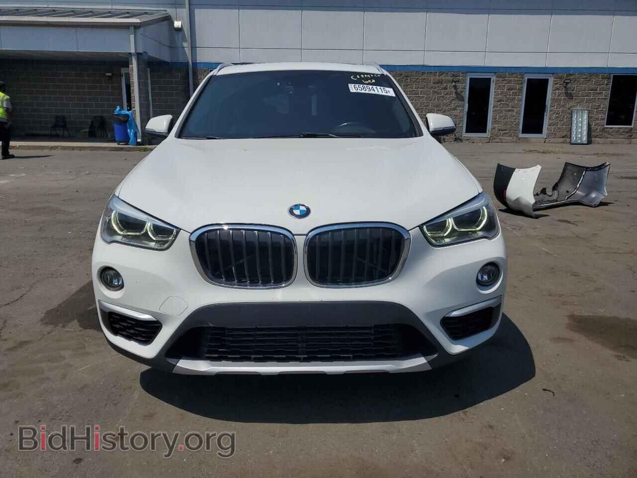 2017 BMW X1 - VIN: WBXHT3C36H5F84703 - Фото 5