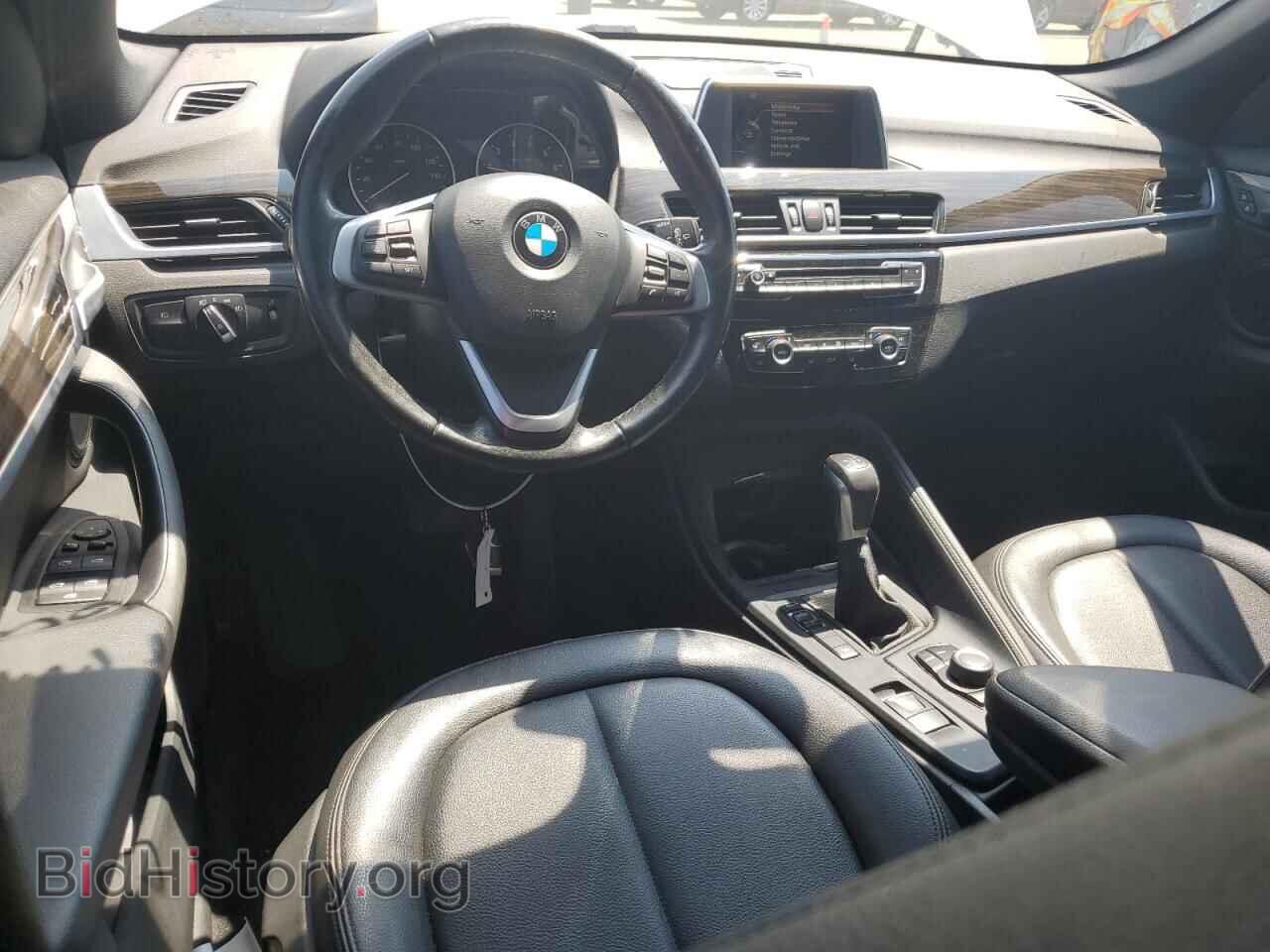 2017 BMW X1 - VIN: WBXHT3C36H5F84703 - Фото 8