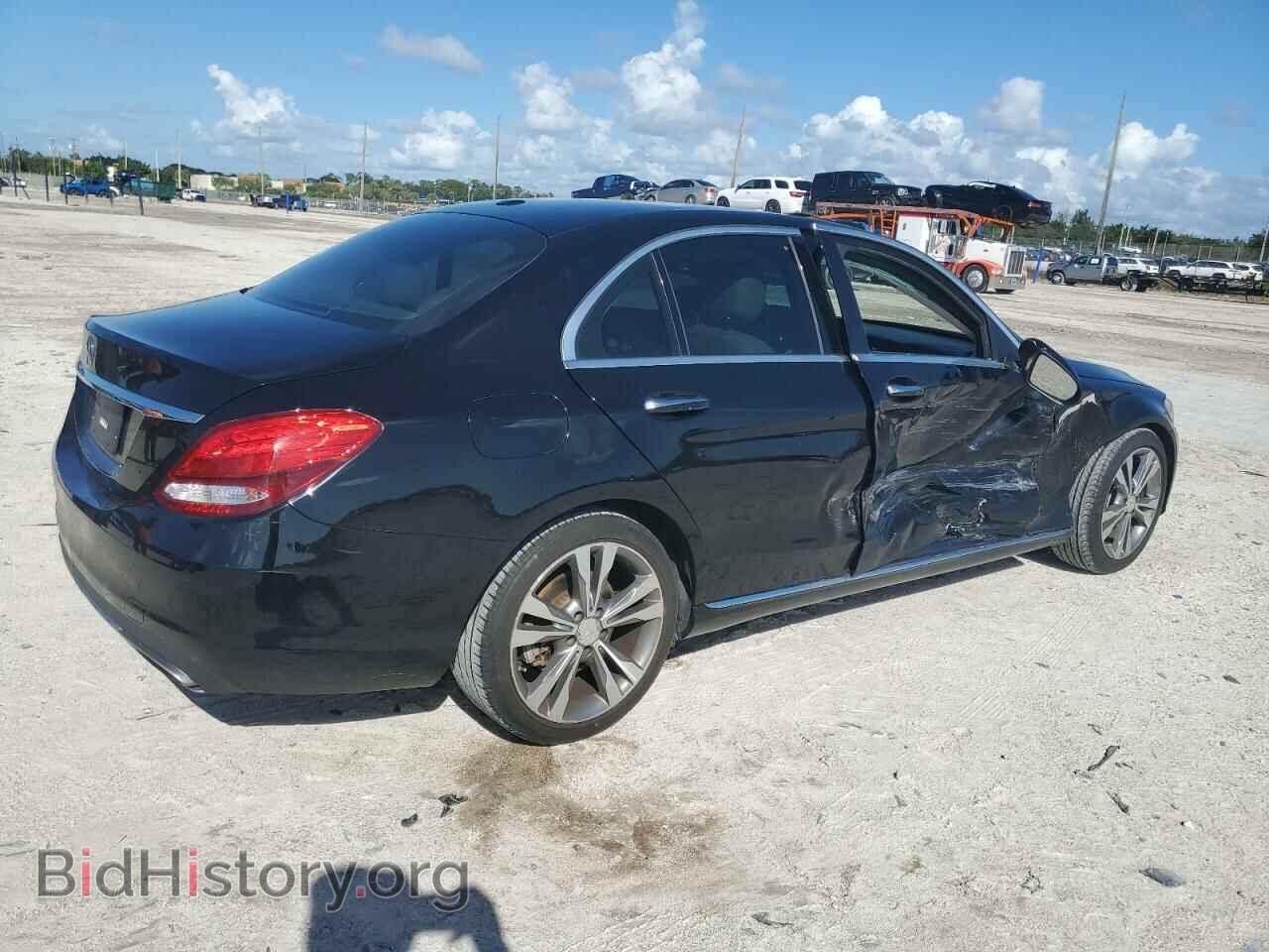2016 MERCEDES-BENZ C-CLASS - VIN: 55SWF4JB1GU096702 - Фото 3