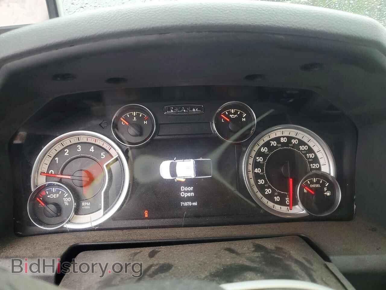 2017 RAM 2500 - VIN: 3C6UR5DL4HG539065 - Photo 9