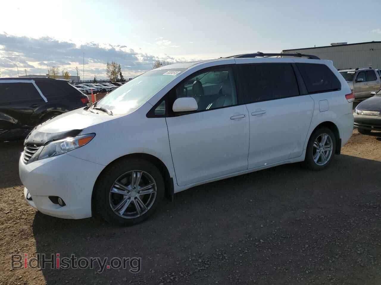 Photo 5TDDK3DC6CS037783 - TOYOTA All Models 2012