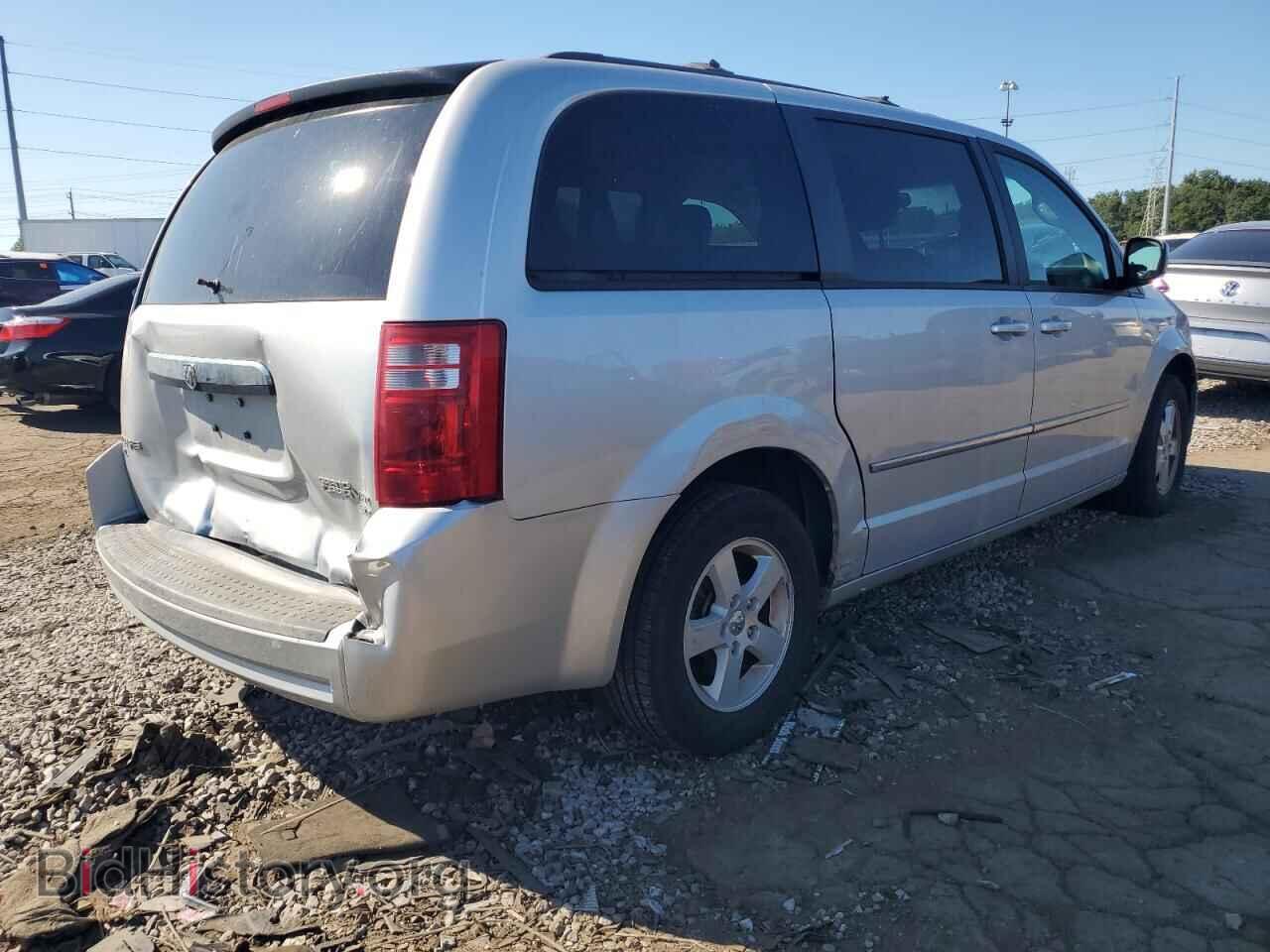 2010 DODGE CARAVAN - VIN: 2D4RN5DX9AR139311 - Фото 3