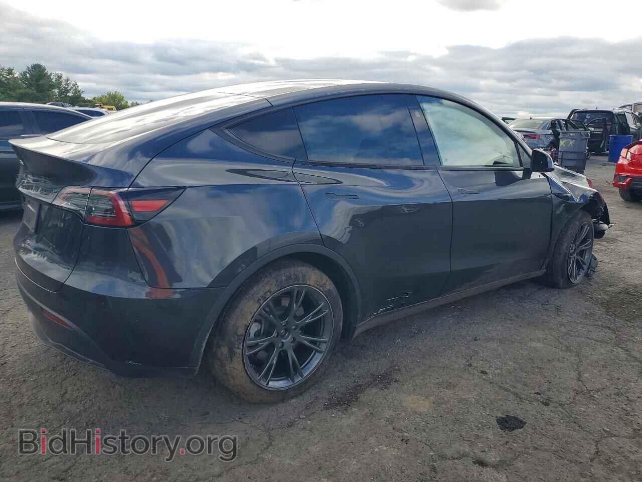 2024 TESLA MODEL Y - VIN: 7SAYGDED6RF206765 - Photo 3