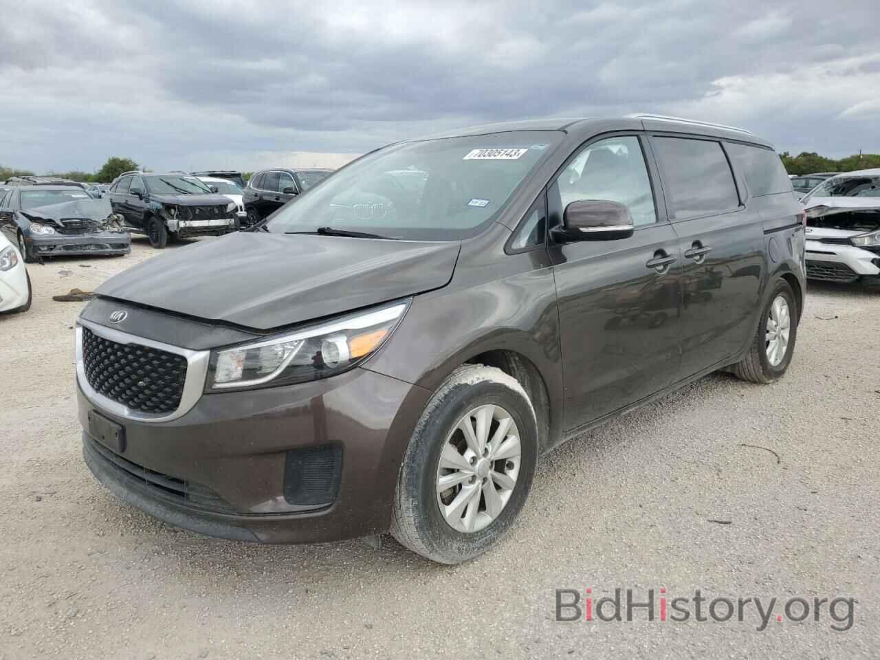 Kia Sedona 2016