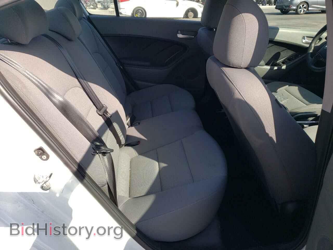 2018 KIA FORTE - VIN: 3KPFK4A74JE281137 - Фото 10