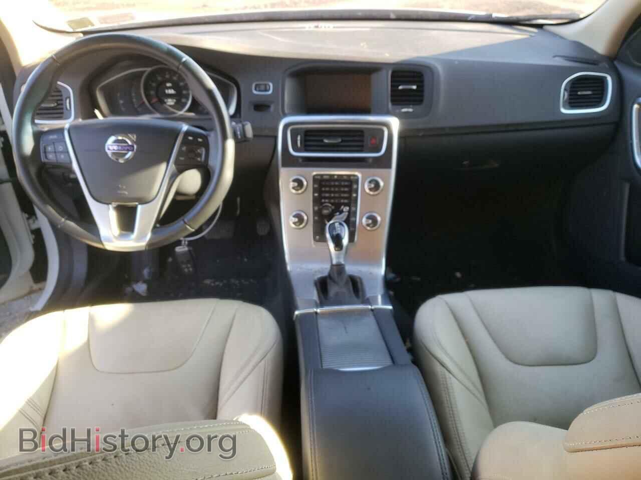2017 VOLVO S60 - VIN: YV140MTL9H2428111 - Фото 8