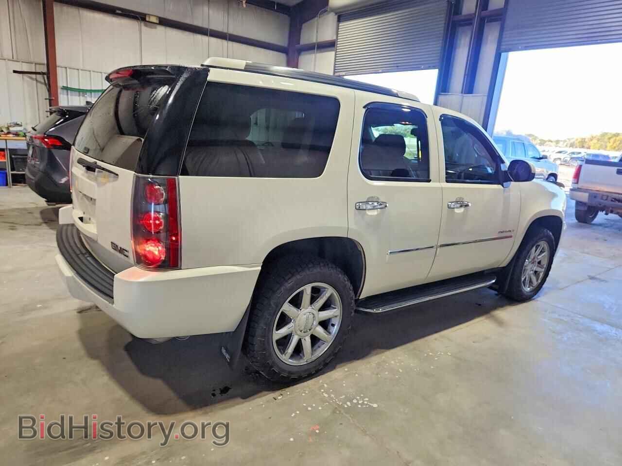 2011 GMC YUKON - VIN: 1GKS2EEF3BR239610 - Photo 3