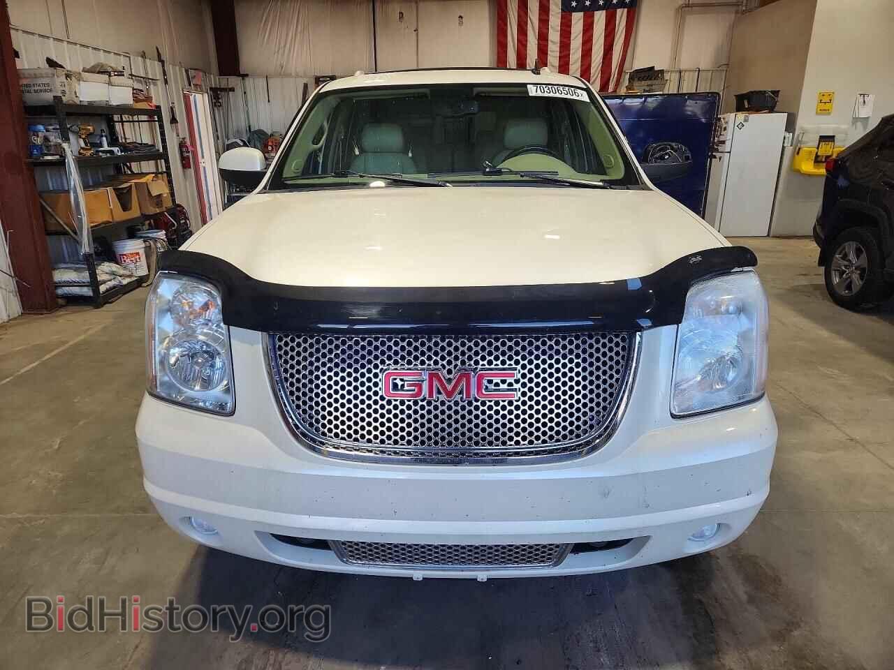 2011 GMC YUKON - VIN: 1GKS2EEF3BR239610 - Photo 5