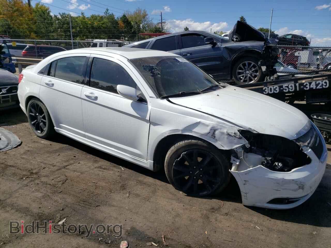 2014 CHRYSLER 200 - VIN: 1C3CCBCG2EN173011 - Фото 4