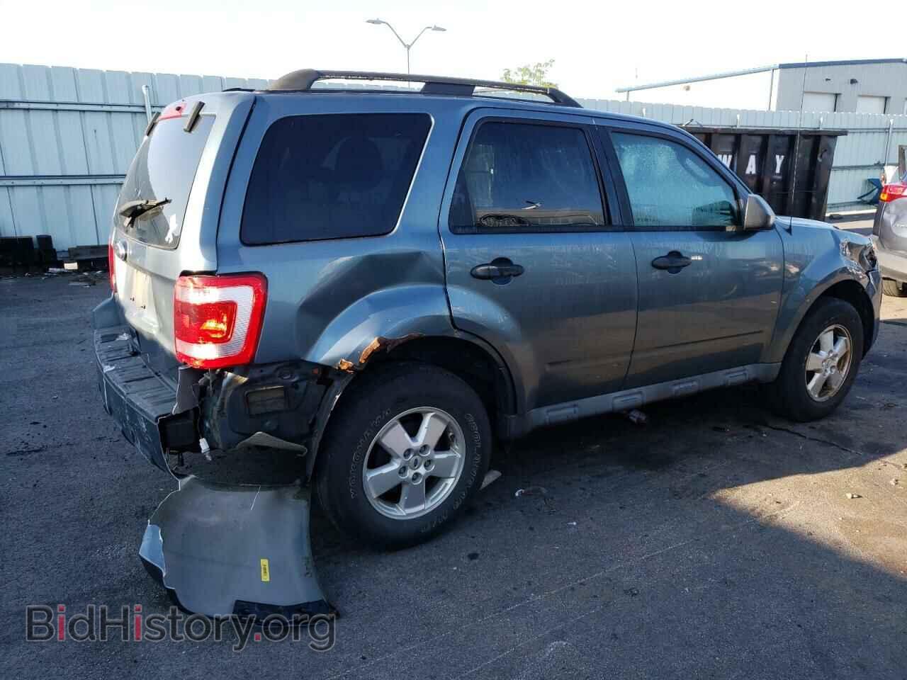 2010 FORD ESCAPE - VIN: 1FMCU9D70AKB53718 - Фото 3