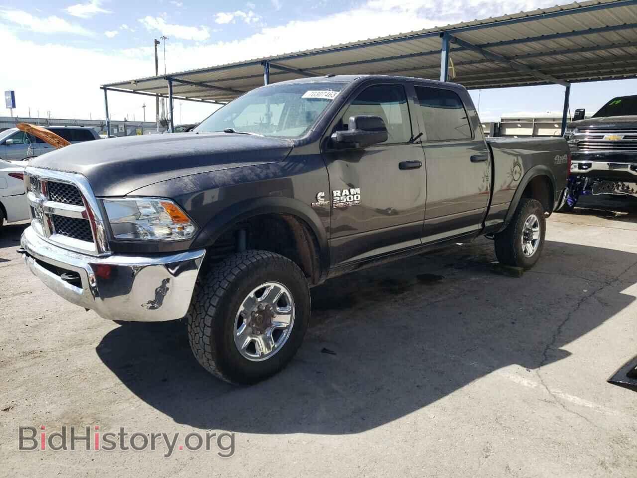 Photo 3C6UR5CL1JG223758 - RAM All Models 2018
