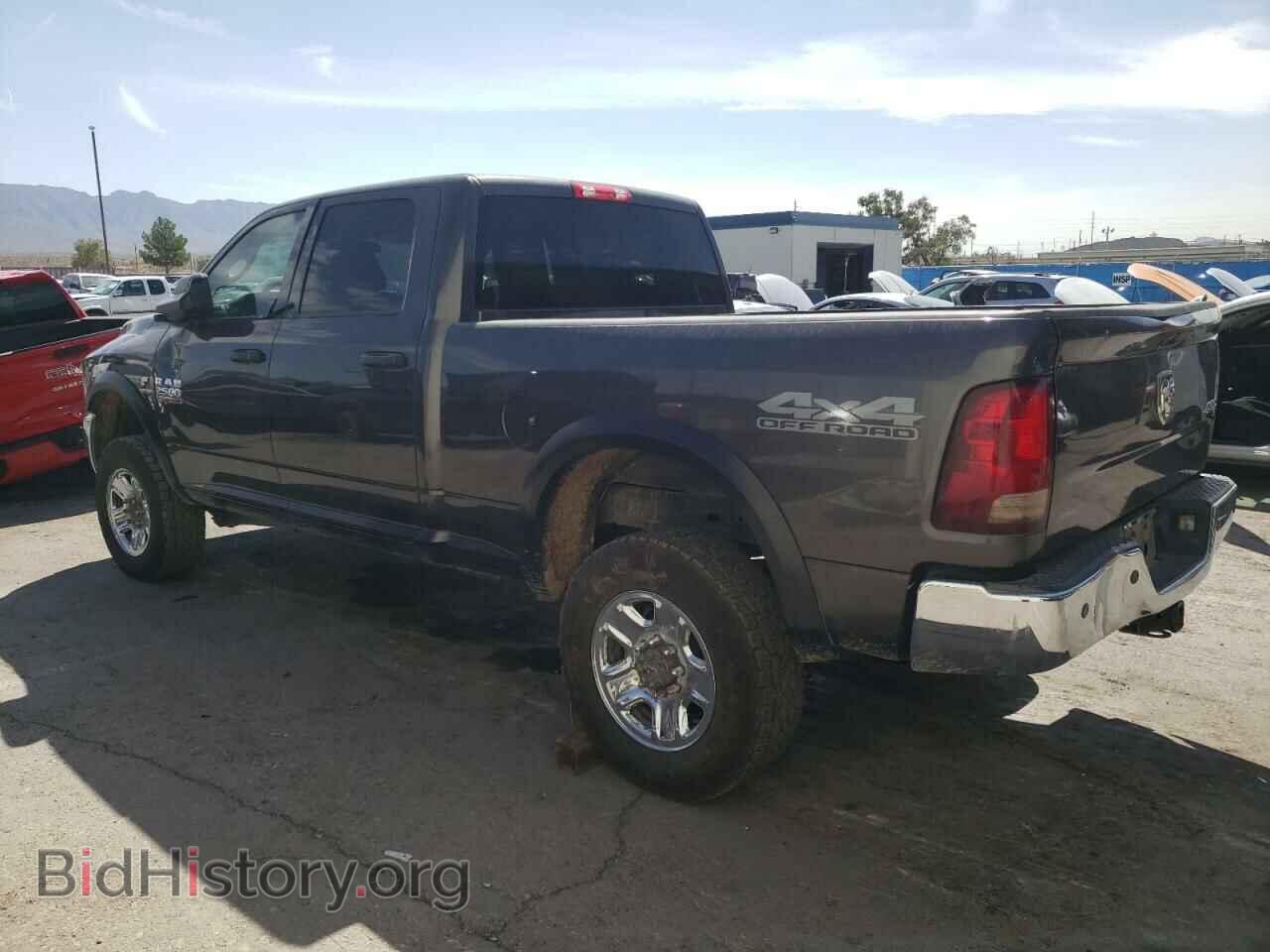 2018 RAM All Models - VIN: 3C6UR5CL1JG223758 - Photo 2