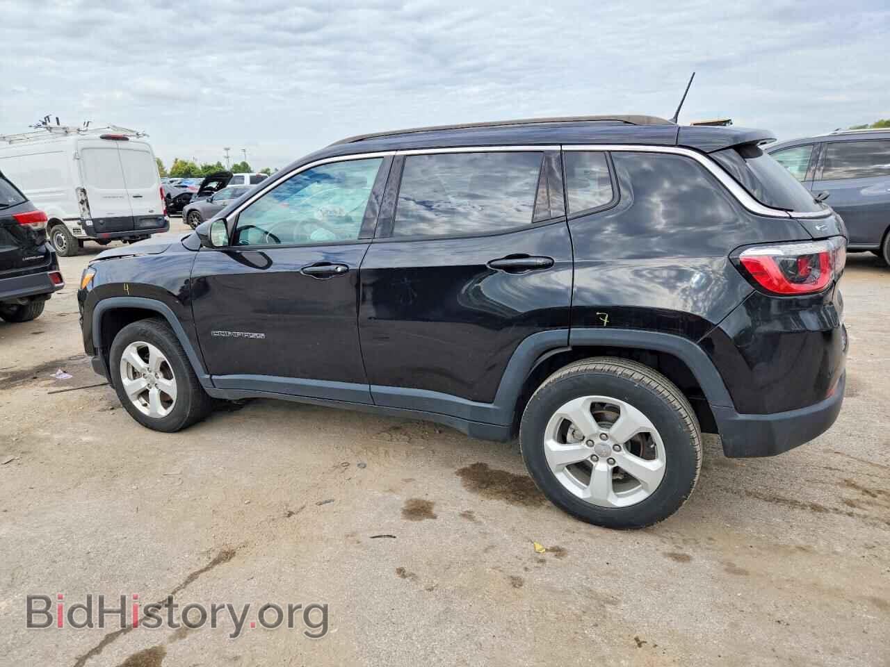 2019 JEEP COMPASS - VIN: 3C4NJDBB8KT596828 - Photo 2