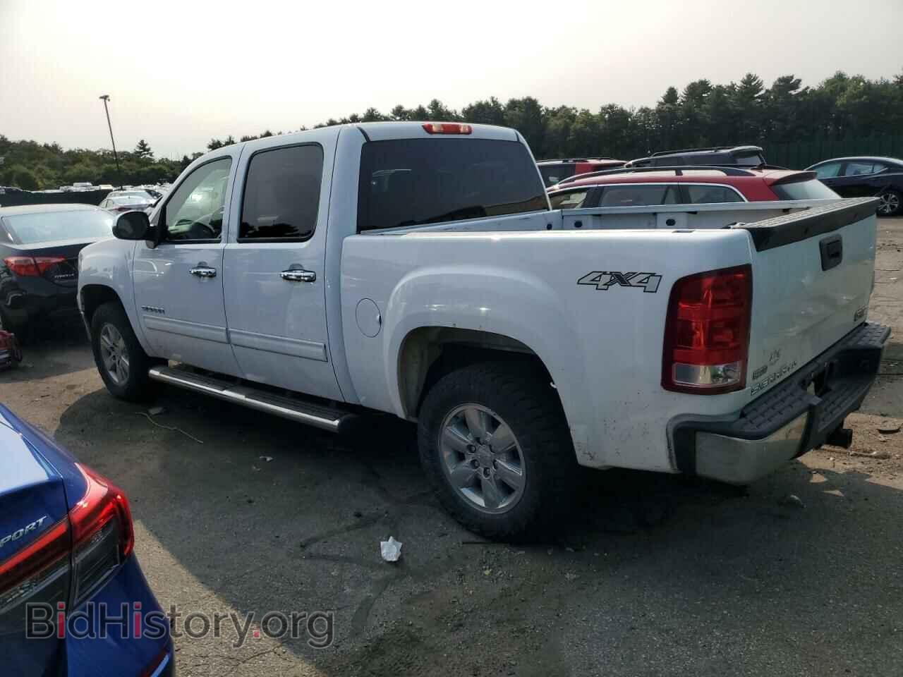 2011 GMC SIERRA - VIN: 3GTP2WE32BG126177 - Фото 2