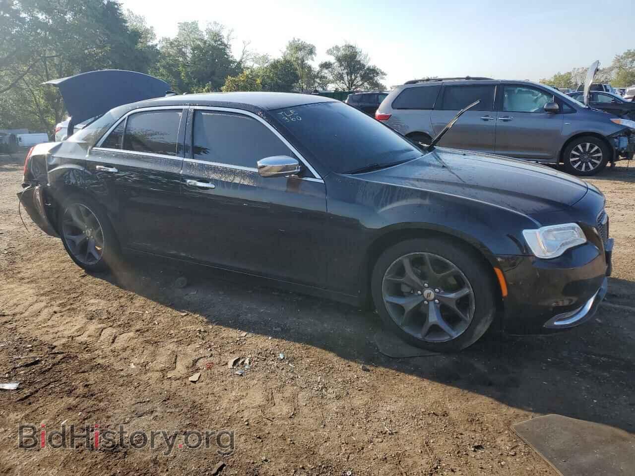 2019 CHRYSLER 300 - VIN: 2C3CCAEG4KH697448 - Фото 4