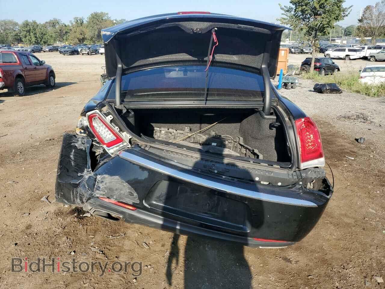 2019 CHRYSLER 300 - VIN: 2C3CCAEG4KH697448 - Фото 6