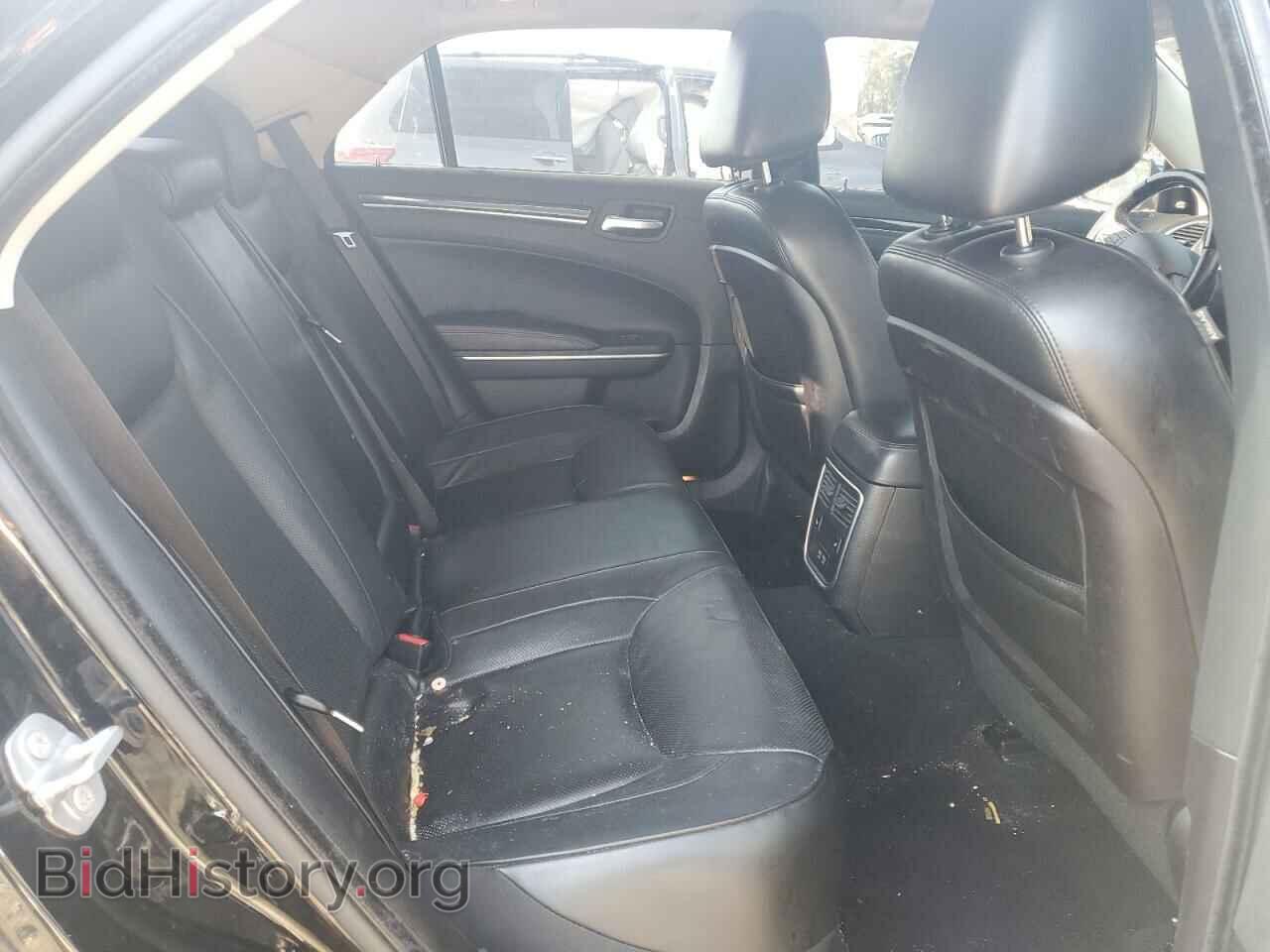 2019 CHRYSLER 300 - VIN: 2C3CCAEG4KH697448 - Фото 10