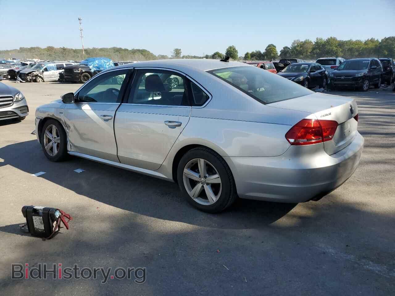 2015 VOLKSWAGEN PASSAT - VIN: 1VWAT7A32FC114325 - Фото 2