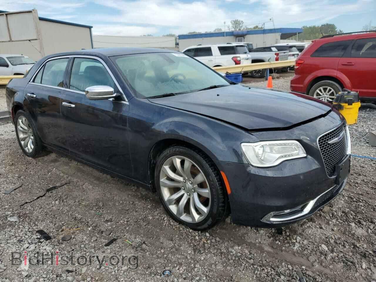 2019 CHRYSLER 300 - VIN: 2C3CCAEG7KH704375 - Фото 4