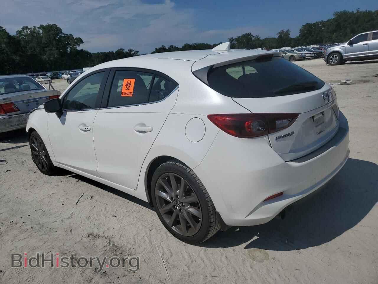 2018 MAZDA 3 - VIN: 3MZBN1M31JM268636 - Фото 2