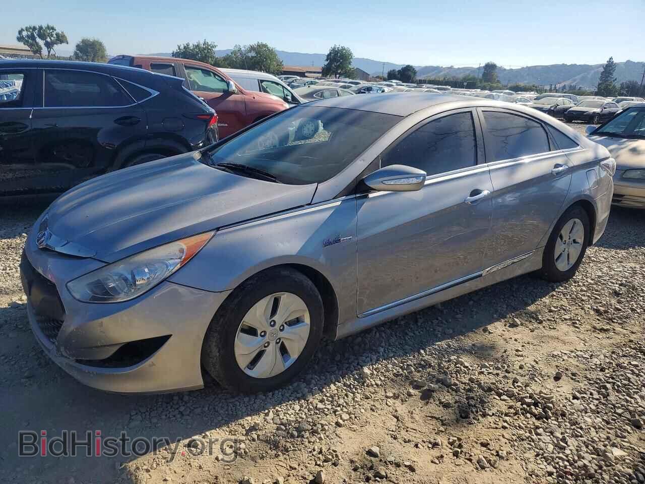 Фотография KMHEC4A49DA065107 - HYUNDAI SONATA 2013