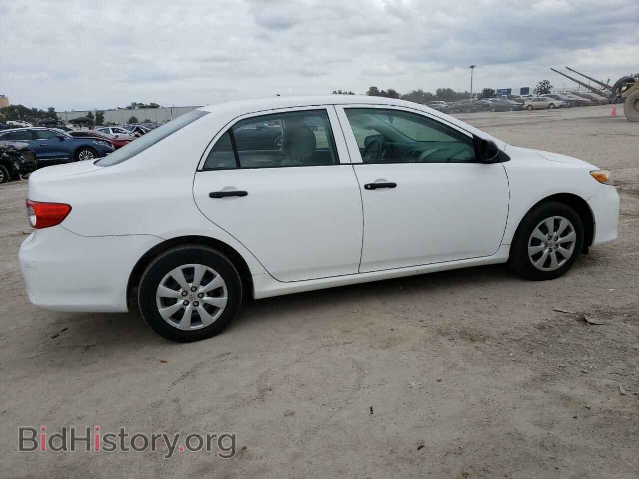 2011 TOYOTA COROLLA - VIN: 2T1BU4EEXBC610683 - Фото 3