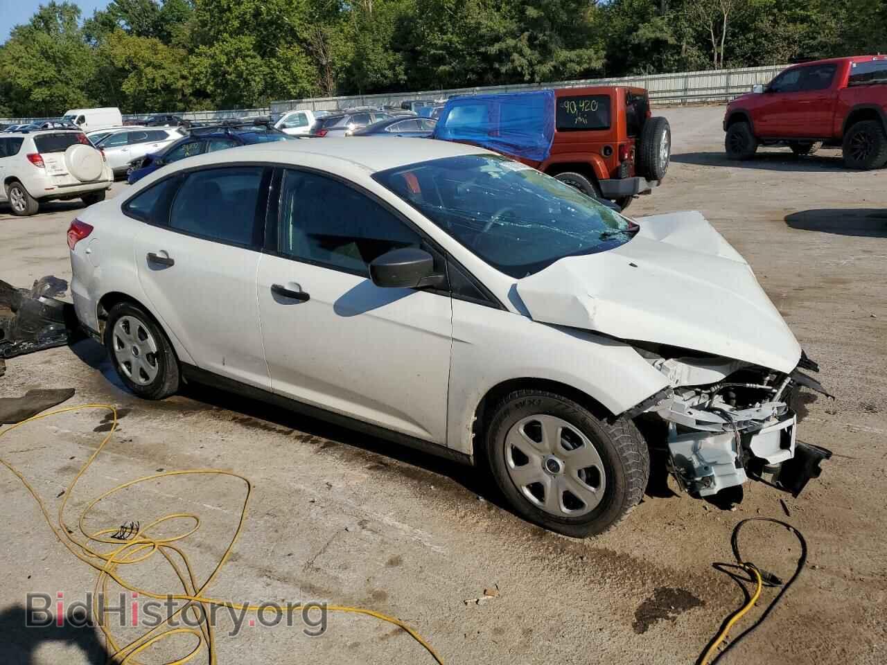 2015 FORD FOCUS - VIN: 1FADP3E26FL323779 - Photo 4