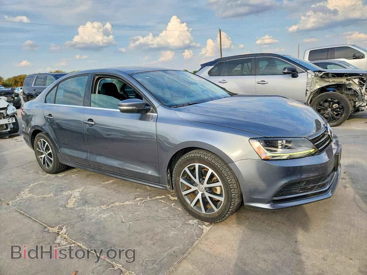 2017 VOLKSWAGEN JETTA - VIN: 3VWDB7AJ2HM380864 - Фото 4