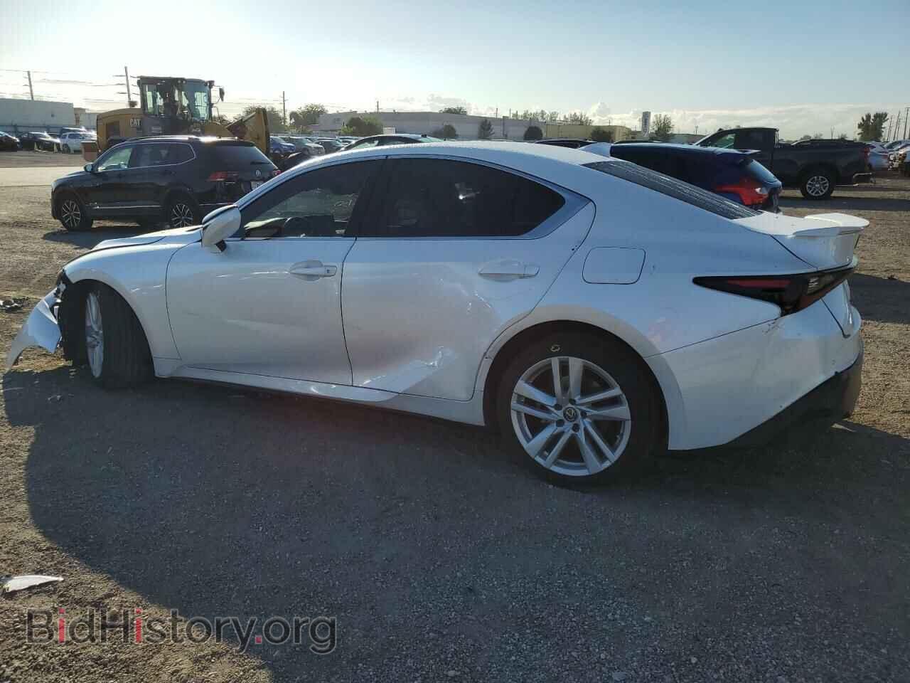 2021 LEXUS IS - VIN: JTHCA1D27M5117772 - Фото 2